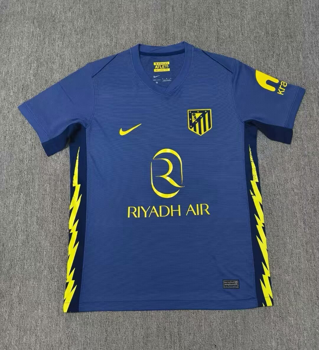 Atletico de Madrid 25-26 Visitante