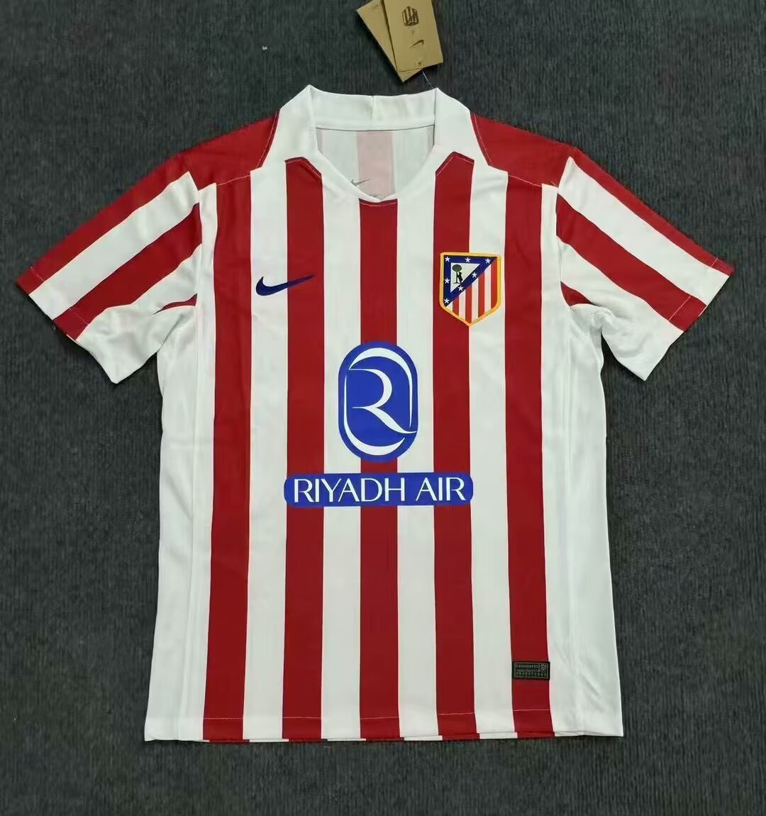 Atletico de Madrid 25-26 Local